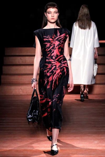Look 23